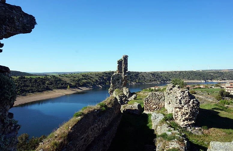 Castillo de Alba (León), Spain